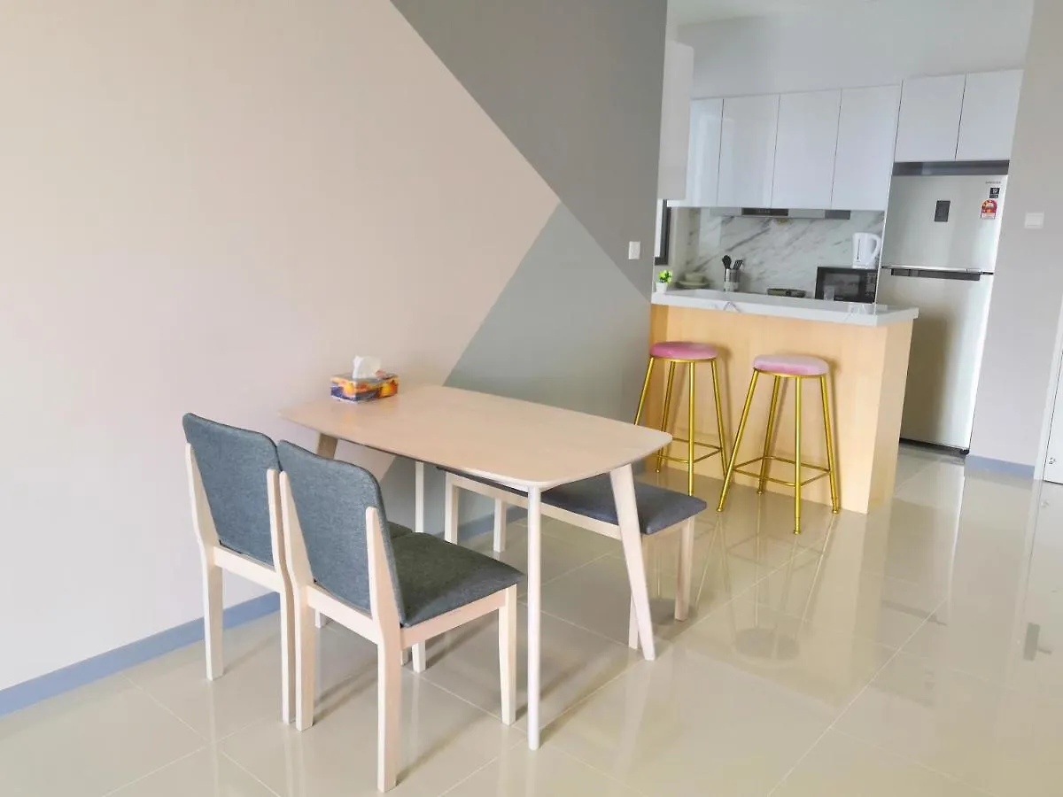 Kl City View Near Desa Park Mont Kiara 8-9Pax 中文房东 Kuala Lumpur 0*,  Malaysia